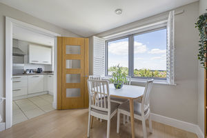 Dining- click for photo gallery